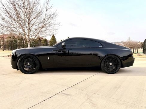Used 2016 Rolls-Royce Wraith image 3