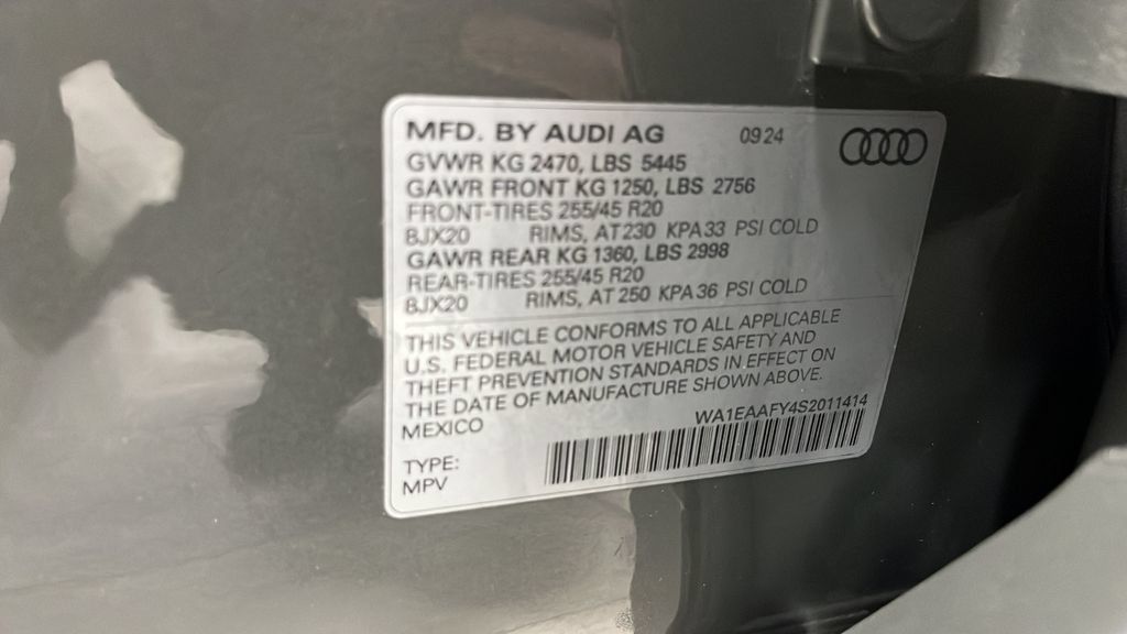 Used 2025 Audi Q5 2.0T Premium Plus w/ Premium Plus Package AWD/4WD image 27