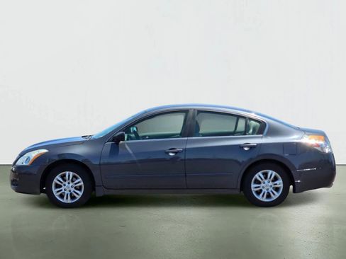 Used 2012 Nissan Altima 2.5 S w/ Convenience Pkg FWD image 3