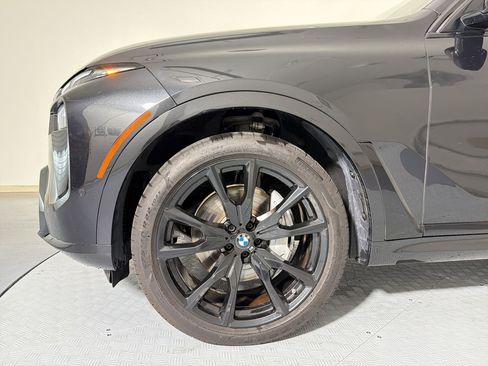 Certified 2025 BMW X7 xDrive40i w/ Executive Package AWD/4WD image 11