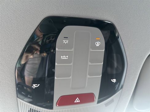 New 2025 Kia K4 LXS image 31