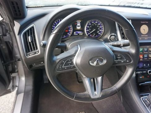Used 2017 INFINITI Q60 3.0t w/ Cargo Package RWD image 14
