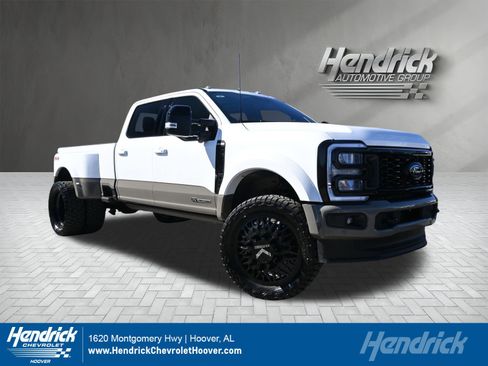 Used 2026 Ford F450 King Ranch w/ FX4 Off-Road Package image 1