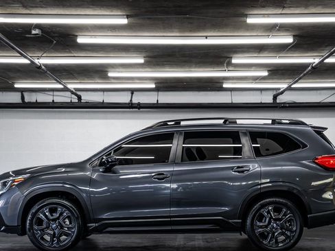 Used 2024 Subaru Ascent Onyx Edition AWD/4WD image 2