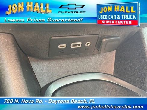 Used 2021 Chevrolet Malibu LT image 26