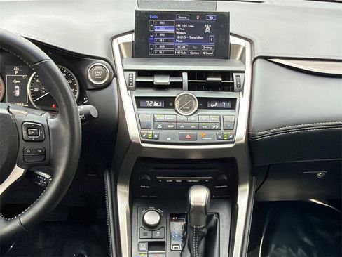Used 2015 Lexus NX 200t FWD image 19