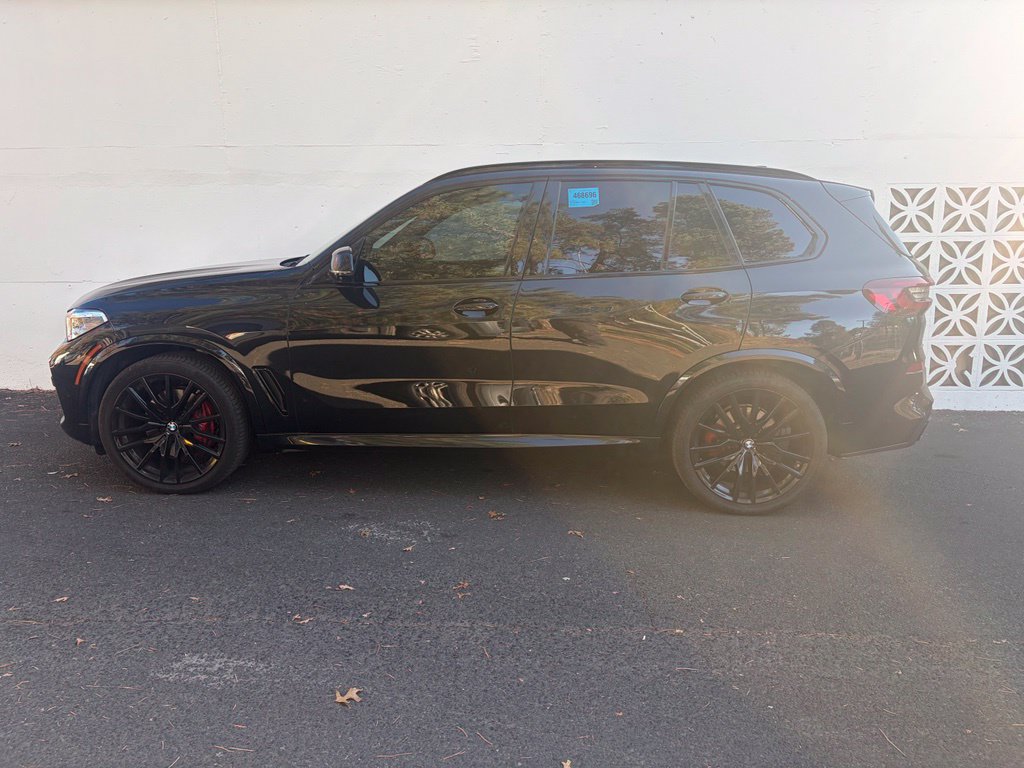 Used 2022 BMW X5 xDrive40i w/ M Sport Package AWD/4WD image 2
