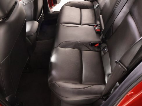 Used 2020 MAZDA MAZDA3 Premium image 12