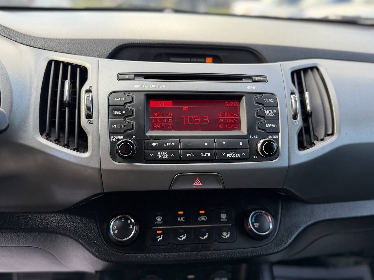 Used 2015 Kia Sportage LX FWD image 13