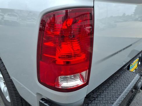 Used 2018 RAM 1500 Tradesman w/ Popular Equipment Group RWD image 8