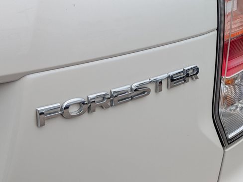 Used 2018 Subaru Forester 2.5i Premium AWD/4WD image 31