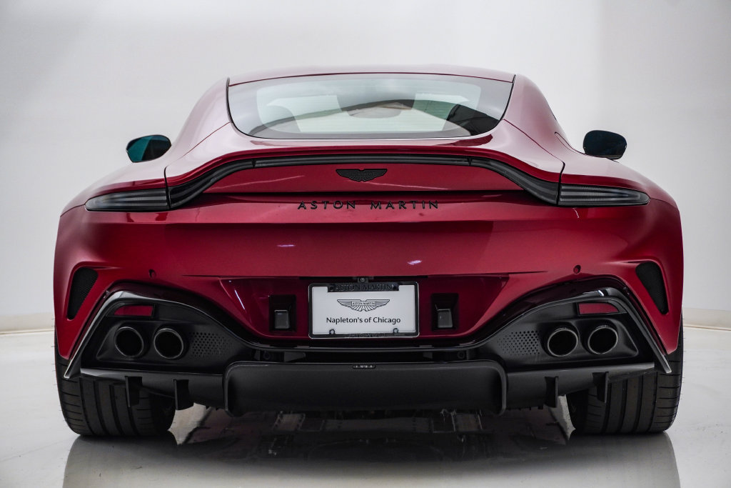 Used 2025 Aston Martin V8 Vantage Coupe RWD image 7