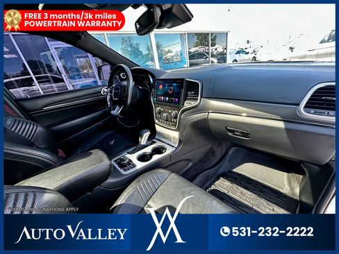 Used 2018 Jeep Grand Cherokee SRT image 18