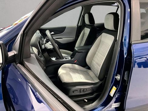 Used 2023 Chevrolet Equinox LS w/ LS Convenience Package FWD image 27