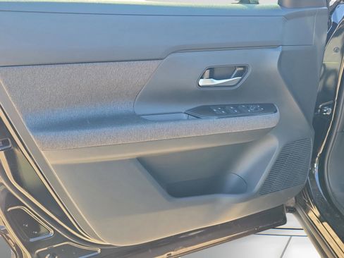 New 2026 Nissan Kicks SV image 16