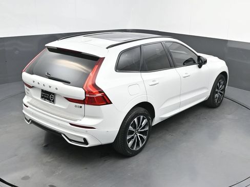 Certified 2024 Volvo XC60 B5 Plus w/ Protection Package Premier AWD/4WD image 26