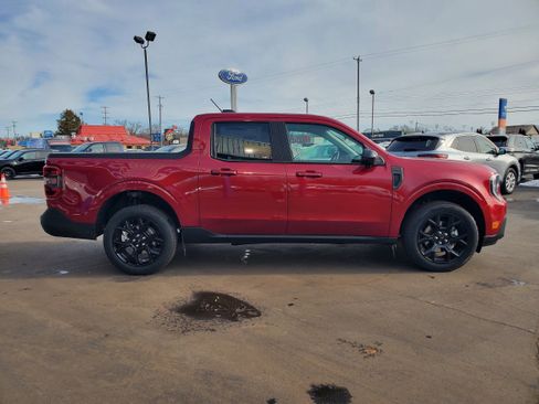 New 2026 Ford Maverick Lariat w/ Black Appearance Package AWD/4WD image 12