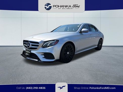 Used 2020 Mercedes-Benz E 350 4MATIC Sedan image 2