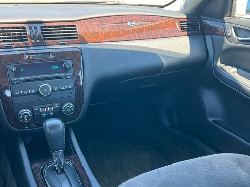 Used 2012 Chevrolet Impala LT w/ LT Sunroof Package FWD image 25