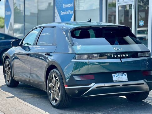 Used 2022 Hyundai Ioniq 5 SE w/ Cargo Package image 4