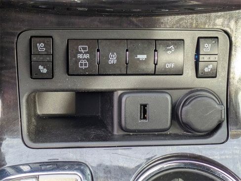 Used 2016 Buick Enclave Premium w/ Trailering Package image 28