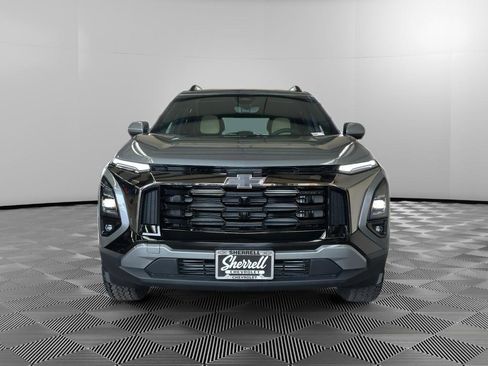 New 2026 Chevrolet Equinox ACTIV AWD/4WD image 2