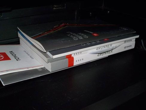 Used 2020 Toyota 4Runner TRD Off-Road Premium image 19