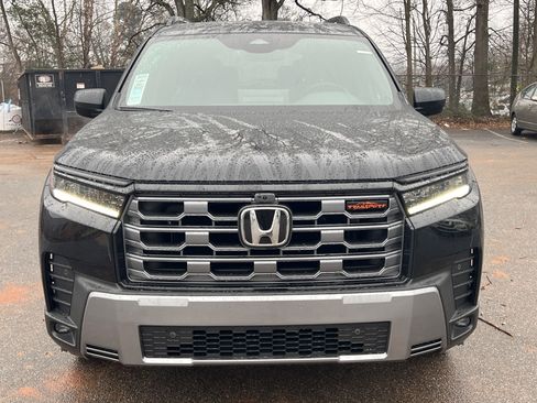 New 2026 Honda Pilot TrailSport image 11