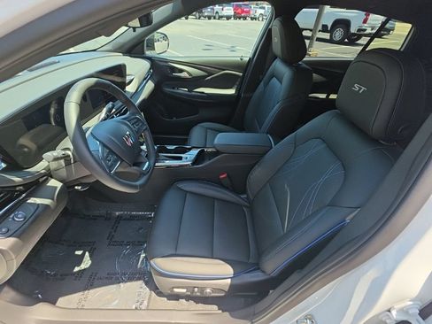 New 2026 Buick Envista Sport Touring w/ Convenience I Package FWD image 15