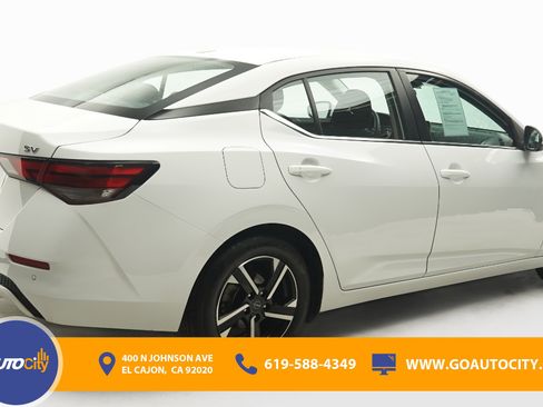 Used 2024 Nissan Sentra SV FWD image 6