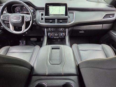 Used 2023 GMC Yukon SLT image 13