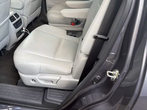 Used 2018 Honda Pilot Elite image 9