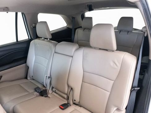 Used 2020 Honda Pilot EX-L image 5