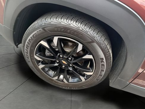 Used 2022 Chevrolet TrailBlazer LT w/ Convenience Package FWD image 21