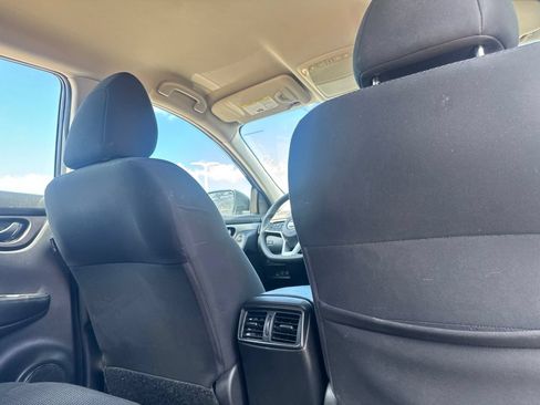 Used 2020 Nissan Rogue Sport S AWD/4WD image 29