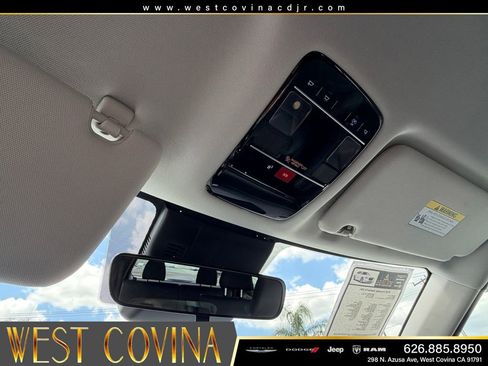 Used 2025 Hyundai Santa Fe SEL AWD/4WD image 29