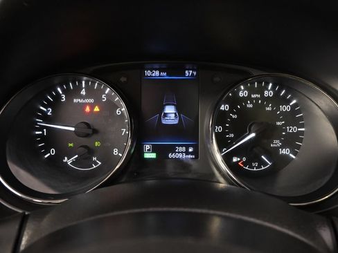 Used 2018 Nissan Rogue SL w/ Premium Package AWD/4WD image 25