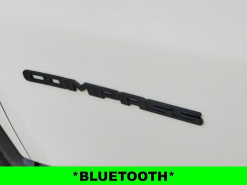 Used 2020 Jeep Compass Latitude image 8