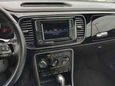 Used 2017 Volkswagen Beetle 1.8T SE image 14