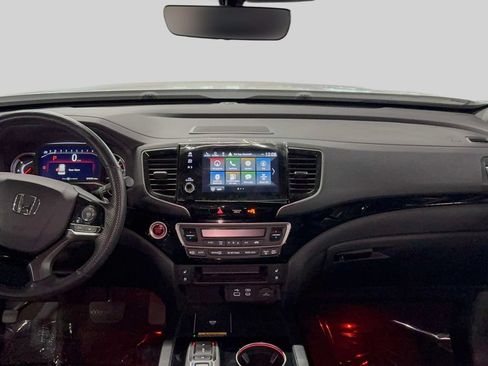 Certified 2024 Honda Passport Black Edition image 31