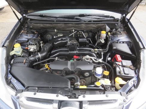 Used 2014 Subaru Outback 2.5i Premium AWD/4WD image 30