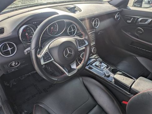 Used 2020 Mercedes-Benz SLC 300 image 14