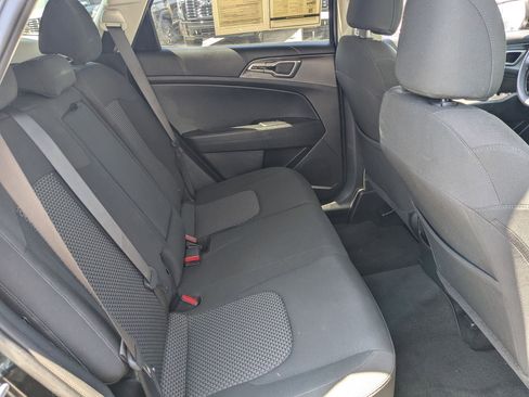 Used 2024 Kia Sportage LX AWD/4WD image 28