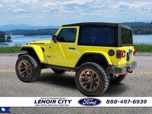 Used 2023 Jeep Wrangler Rubicon w/ LED Lighting Group AWD/4WD image 2