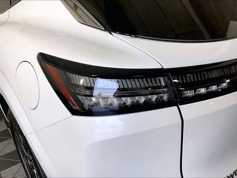 New 2026 Nissan Murano Platinum w/ Cargo Package AWD/4WD image 37