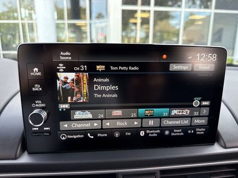 Used 2023 Honda Pilot Touring image 34