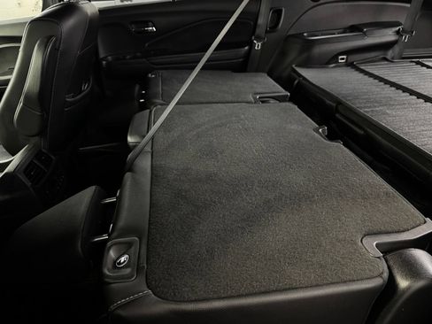 Used 2019 Honda Pilot Touring image 37