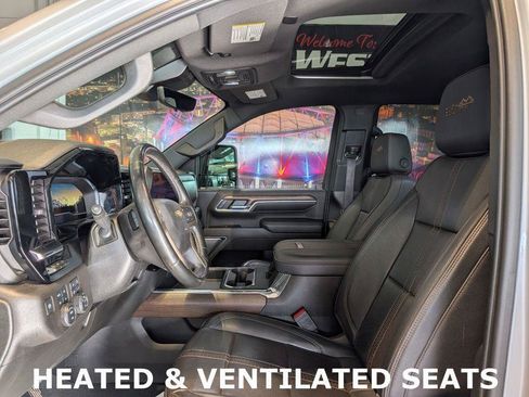 Used 2024 Chevrolet Silverado 2500 High Country w/ Technology Package AWD/4WD image 23