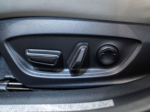 New 2026 Toyota Prius XLE image 21