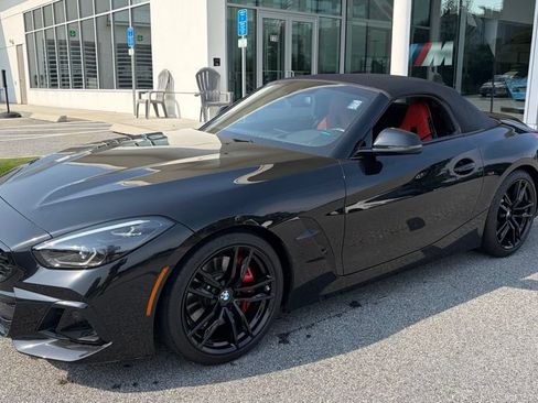 Used 2023 BMW Z4 M40i w/ Premium Package RWD image 5